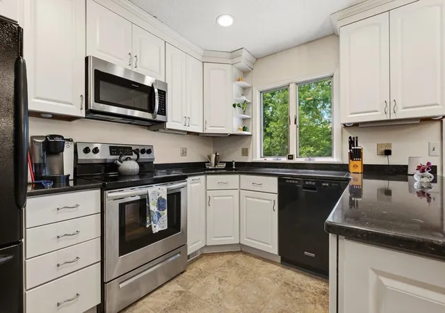 Homes for sale in Woburn, MA | 305 Salem St #312, Woburn, MA 01801 | MLS# 73542266