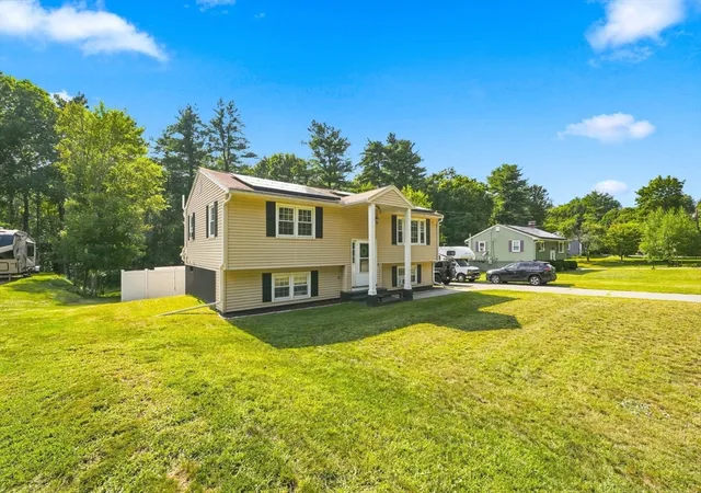 Photo 3 of Single family home for sale at 112 Walker Rd, Shirley, MA 01464 | MLS# 73570080 | Listing updated on 2026-09-13