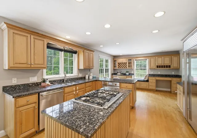 Homes for sale in North Reading, MA | 2 Stonecleave Rd, North Reading, MA 01864 | MLS# 73523866
