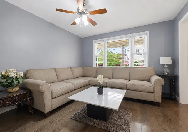 Listing Photo 5 - Condo for sale in building located at 109 Cleveland Ave, Everett, MA 02149
