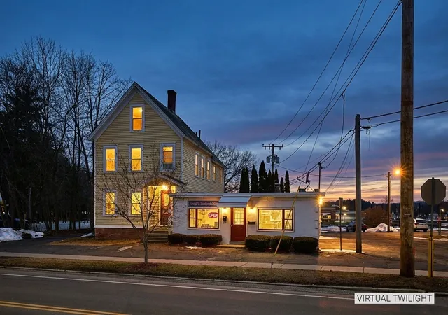 Homes for sale in Greenfield, MA | 372 Federal St, Greenfield, MA 01301 | MLS# 73469259