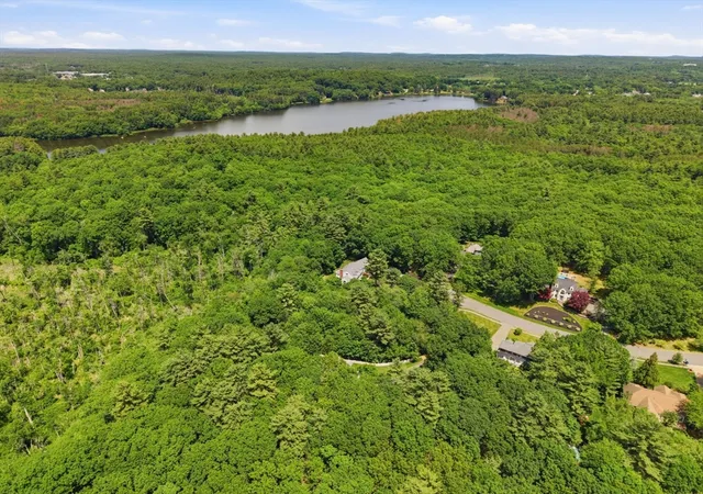 Photo 4 of Single family home for sale at 15 Erin Way, Middleton, MA 01949 | MLS# 73533705 | Listing updated on 2026-08-22