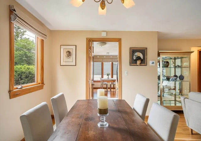 4th image of 76 Grv St, Belmont, MA 02150