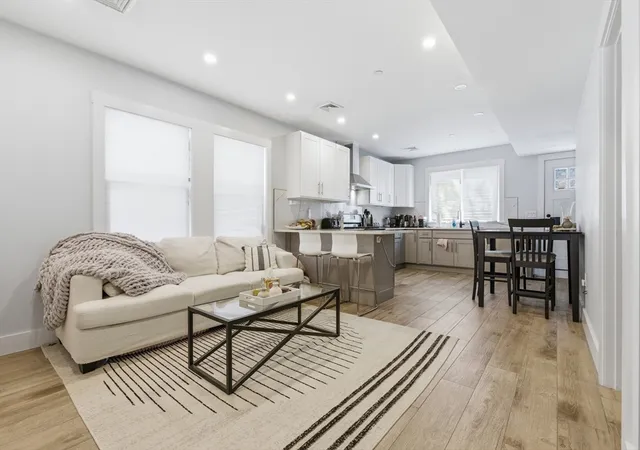 5th image of 61 Shepton St, Dorchester Center, MA 02124 | MLS# 73501320