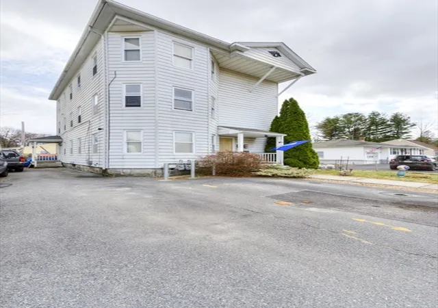 Homes for sale in Worcester, MA | 130 Kenberma Road, Worcester, MA 01604 | MLS# 73495625