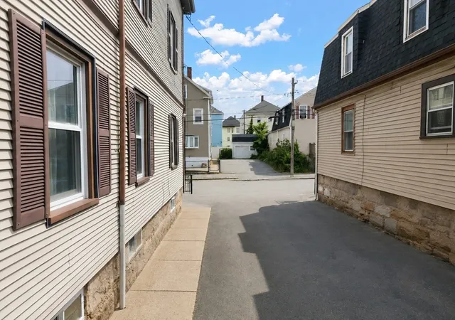Listing Photo 4 - Condo for sale in building located at 21 Salisbury St, New Bedford, MA 02744