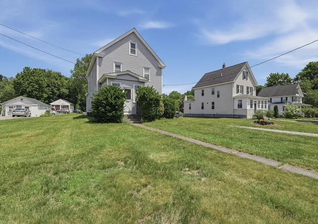 Homes for sale in Leominster, MA | 1113 Main Street, Leominster, MA 01453 | MLS# 73544265
