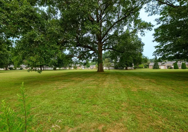 2nd image of 54 Meadowlark Ln #54, Chicopee, MA 01022 | MLS# 73551219