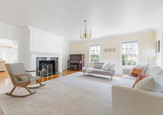 4th image of 75 Washington St, Sherborn, MA 01770 | MLS# 73504628