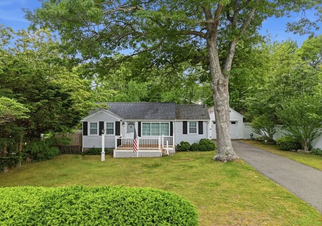 Photo 3 of Single family home for sale at 9 Silver Leaf, West Yarmouth, MA 02673 | MLS# 73559594 | Listing updated on 2026-08-09