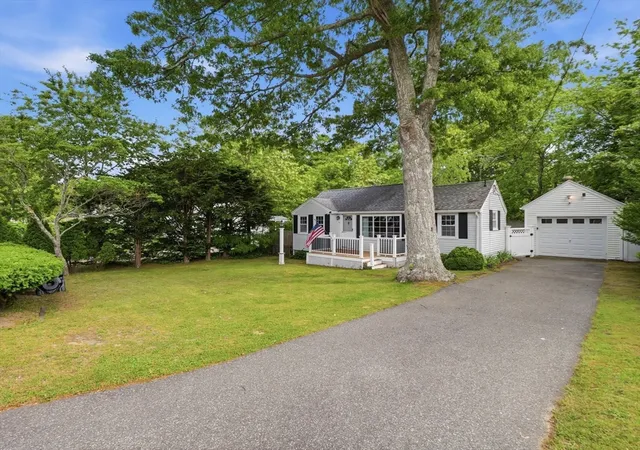 Photo 4 of Single family home for sale at 9 Silver Leaf, West Yarmouth, MA 02673 | MLS# 73559594 | Listing updated on 2026-08-09