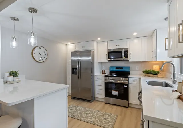 3rd image of 3 Greystone Road, Merrimac, MA 01860 | MLS# 73535792
