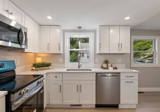 4th image of 3 Greystone Road, Merrimac, MA 01860 | MLS# 73535792