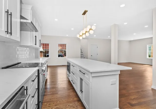 Photo 4 of Single family home for sale at 11 Kernwood Ave, Beverly, MA 01915 | MLS# 73553931 | Listing updated on 2026-09-12