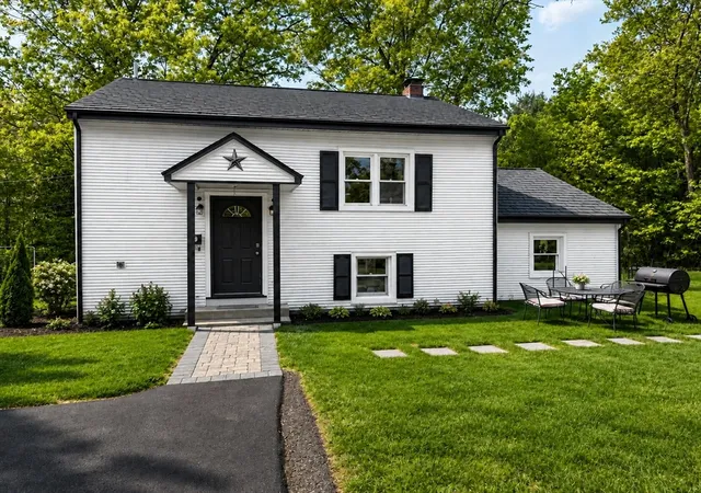 1st image of 137 Pierce St, West Boylston, MA 01583 | MLS# 73566445