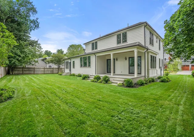 32nd image of 28 Parker Rd, Wellesley, MA 02482 | MLS# 73539779