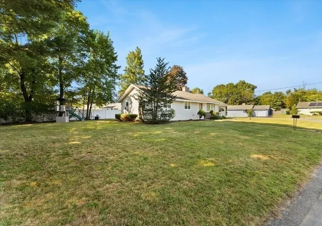 Photo 3 of Sale Pending at 73 Oak Ridge Dr W, Brockton, MA 02301 | MLS# 73565402 | Listing updated on 2026-09-23