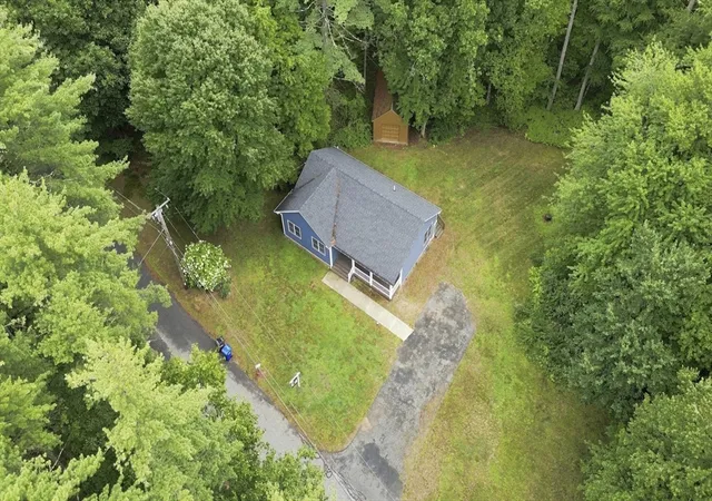 3rd image of 85 Wilson Rd, Belchertown, MA 01007 | MLS# 73564618