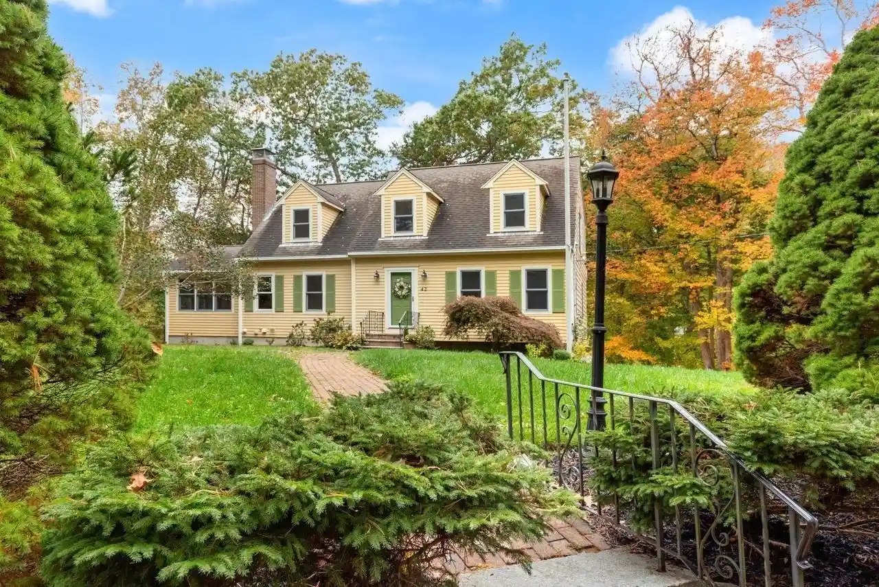 Single family home for sale at 42 Wellington Ave, Marshfield, MA 02050 | MLS# 73593415