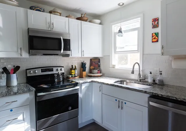 4th image of 8 Marcel St, South Hadley, MA 01075 | MLS# 73562317