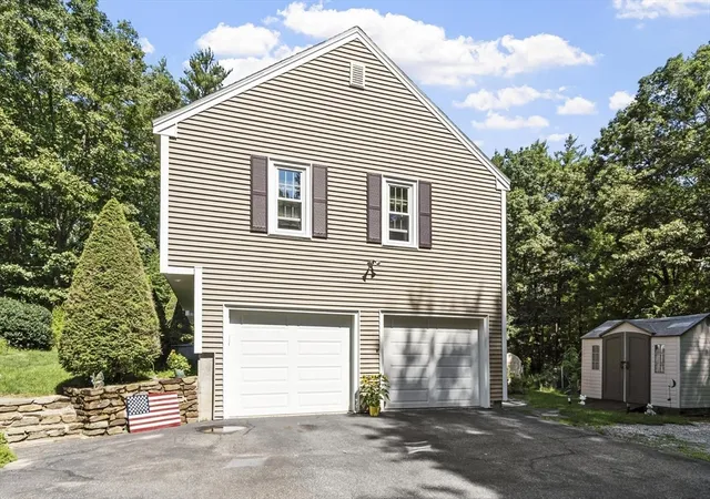 4th image of 109 Hale Rd, Hubbardston, MA 01452 | MLS# 73559644