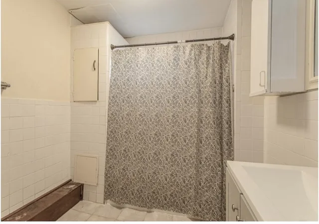 2nd image of 20 Johnson Ct, Brockton, MA 02301