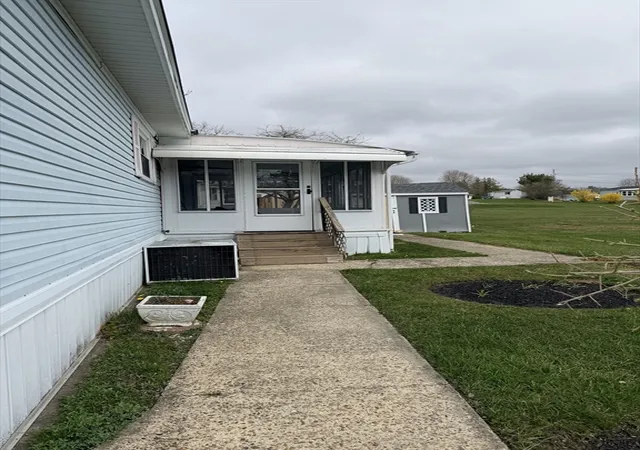3rd image of 2 Emerald Pl, Raynham, MA 02767 | MLS# 73527407