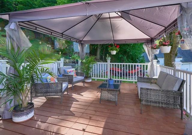 4th image of 53 Temple St, Spencer, MA 01562 | MLS# 73552082