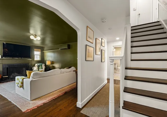 2nd image of 12 Arborview Rd, Boston, MA 02130 | MLS# 73567261