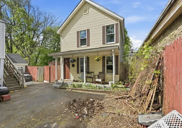 Homes for sale in Pittsfield, MA | 57 Adam St, Pittsfield, MA 01201 | MLS# 73518714