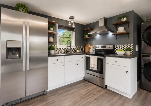 1st image of 170 Rockland #9, Hingham, MA 02043 | MLS# 73558614