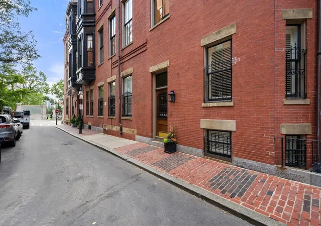 Homes for sale in Boston, MA | 50 Beacon Street, Boston, MA 02108 | Houzeo