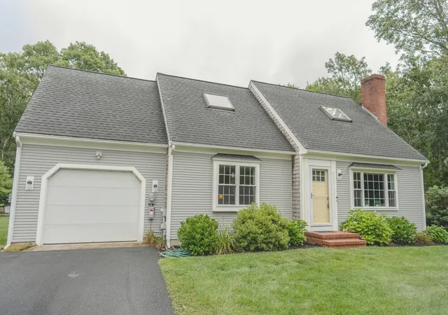 Photo 2 of Single family home for sale at 4 Kalmia Path, Sandwich, MA 02563 | MLS# 73569555 | Listing updated on 2026-09-19