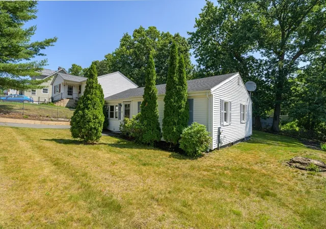Homes for sale in Springfield, MA | 99 Lakevilla Ave, Springfield, MA 01109 | MLS# 73547598