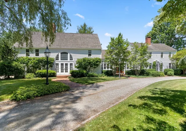 1st image of 8 Green St, Newbury, MA 01951 | MLS# 73553707