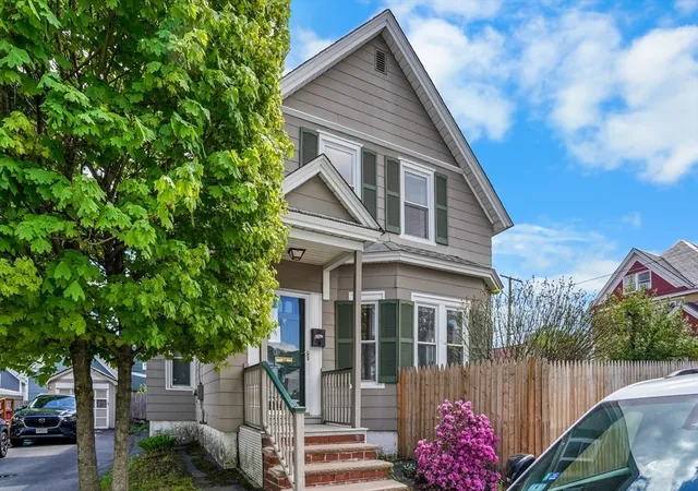 2nd image of 122 S Walker St, Lowell, MA 01851 | MLS# 73516558