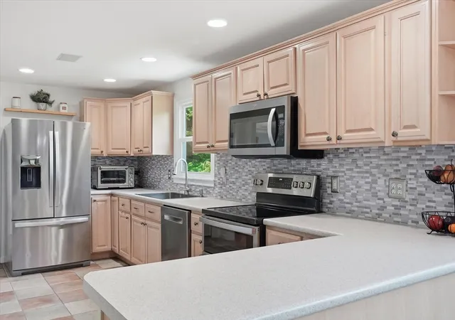5th image of 26 Long Hill Rd, Georgetown, MA 01833 | MLS# 73524725