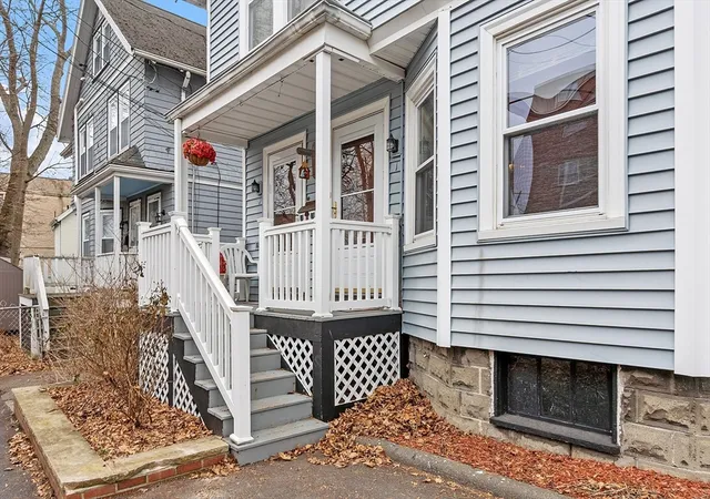 3rd image of 46 A Wentworth Street, Malden, MA 02148 | MLS# 73469078