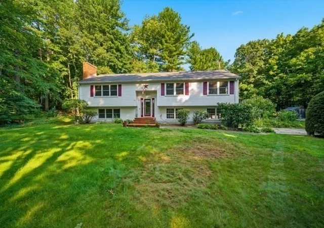 Photo 2 of Single family home for sale at 181 Whitcomb Ave, Littleton, MA 01460 | MLS# 73564815 | Listing updated on 2026-09-18