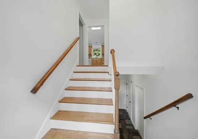 Photo 4 of Single family home for sale at 181 Whitcomb Ave, Littleton, MA 01460 | MLS# 73564815 | Listing updated on 2026-09-18