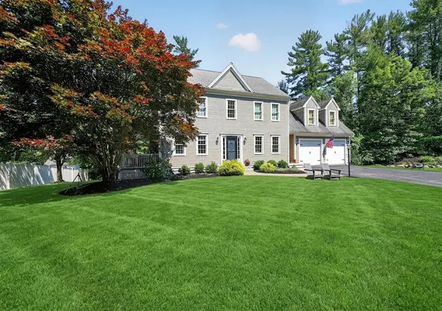 1st image of 30 Leonard Ln, Norwell, MA 02061 | MLS# 73547608