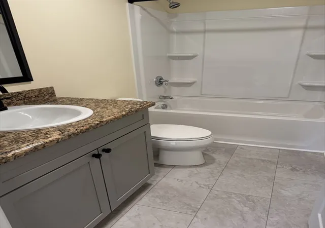 3rd image of 18 Snowberrry Cir, Worcester, MA 01607 | MLS# 73558303