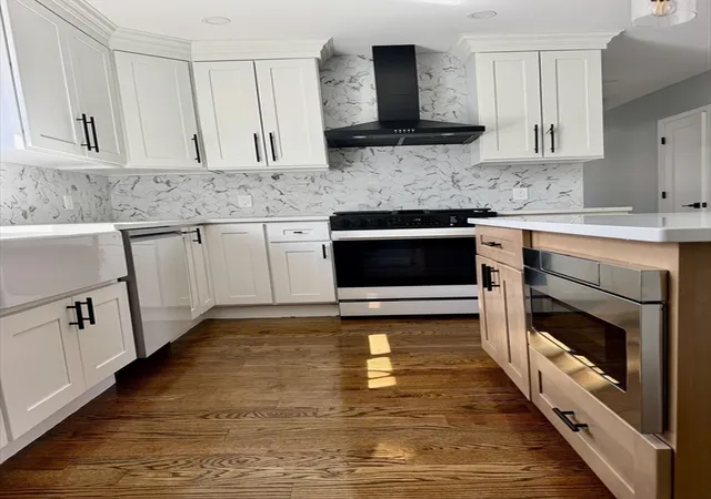 Homes for sale in Boston, MA | 60 62 Wellsmere Road #1, Boston, MA 02131 | MLS# 73526492