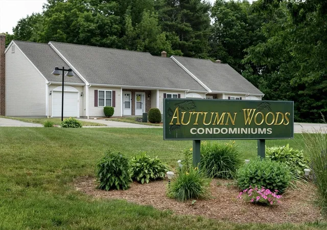 Homes for sale in Rutland, MA | 12 Autumn Woods Dr #12, Rutland, MA 01543 | MLS# 73541063