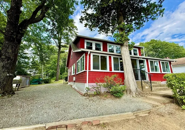 Photo 3 of Single family home for sale at 8 Union Rd, Wales, MA 01081 | MLS# 73550249 | Listing updated on 2026-08-29