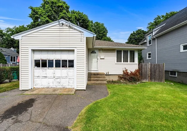 1st image of 11 Pennybrook Rd, Lynn, MA 01905 | MLS# 73555656