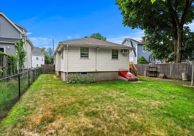 33rd image of 11 Pennybrook Rd, Lynn, MA 01905 | MLS# 73555656