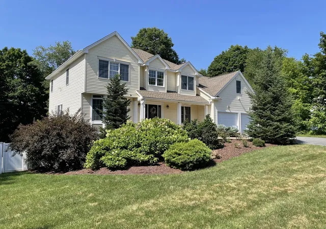 Homes for sale in Wilbraham, MA | 111 Springfield Street, Wilbraham, MA 01095 | MLS# 73547659
