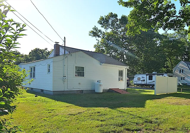 Homes for sale in Southwick, MA | 40 Point Grove Road, Southwick, MA 01077 | MLS# 73542164