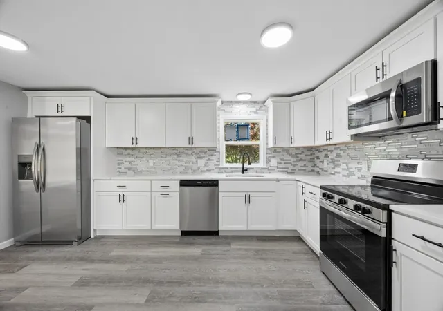 Photo 3 of Sale Pending at 638 Pleasant St, Marlborough, MA 01752 | MLS# 73563015 | Listing updated on 2026-09-03